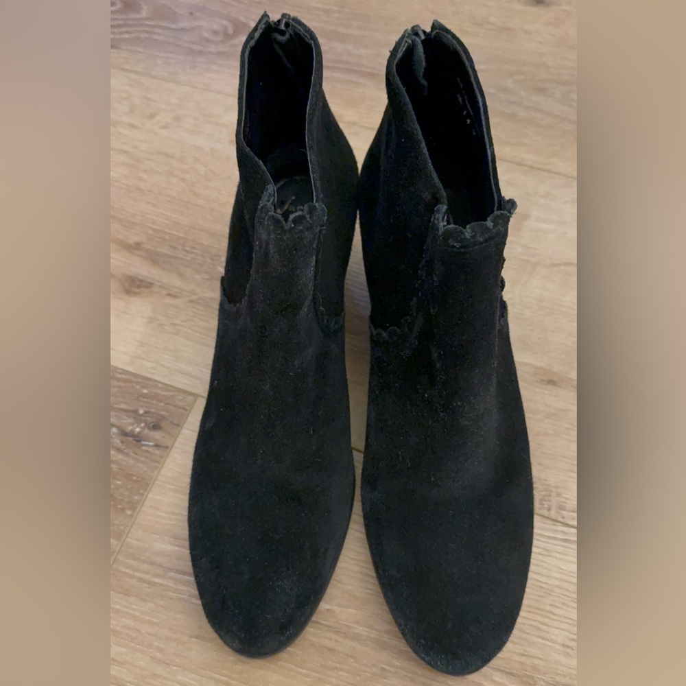 Jack Rogers Black Suede Booties sz 10